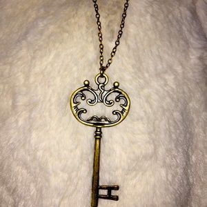 Antiqued skeleton key necklace